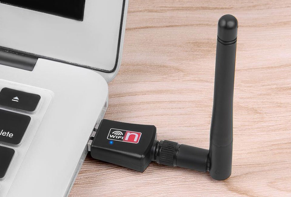 USB Wi-Fi receiver (300 Mbps) for a stronger and greater Wi-Fi signal
