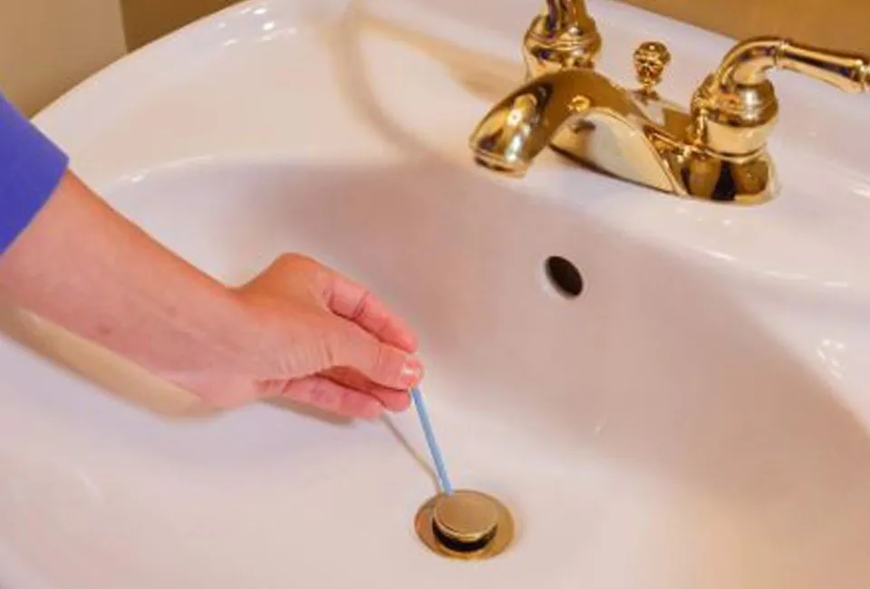 Practical maintenance sticks for effective drainage