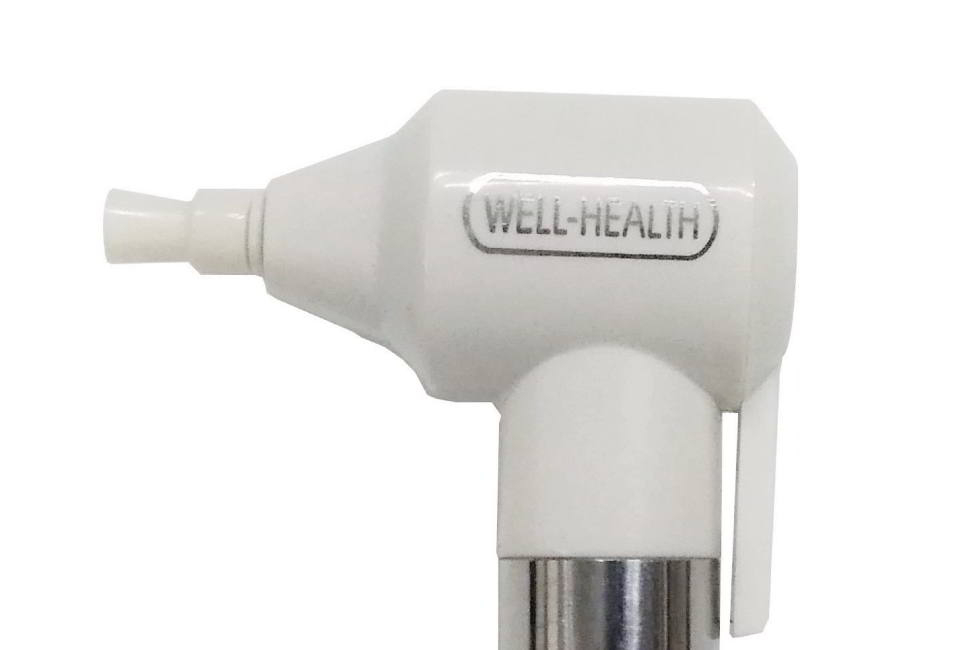 Een stralend witte glimlach met deze tandenpolijst- en bleekset van Wellhealth