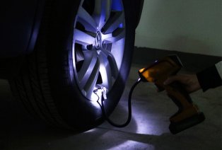 Compresor de aire portátil para neumáticos de coches y bicicletas, colchones de aire, etc. — 3