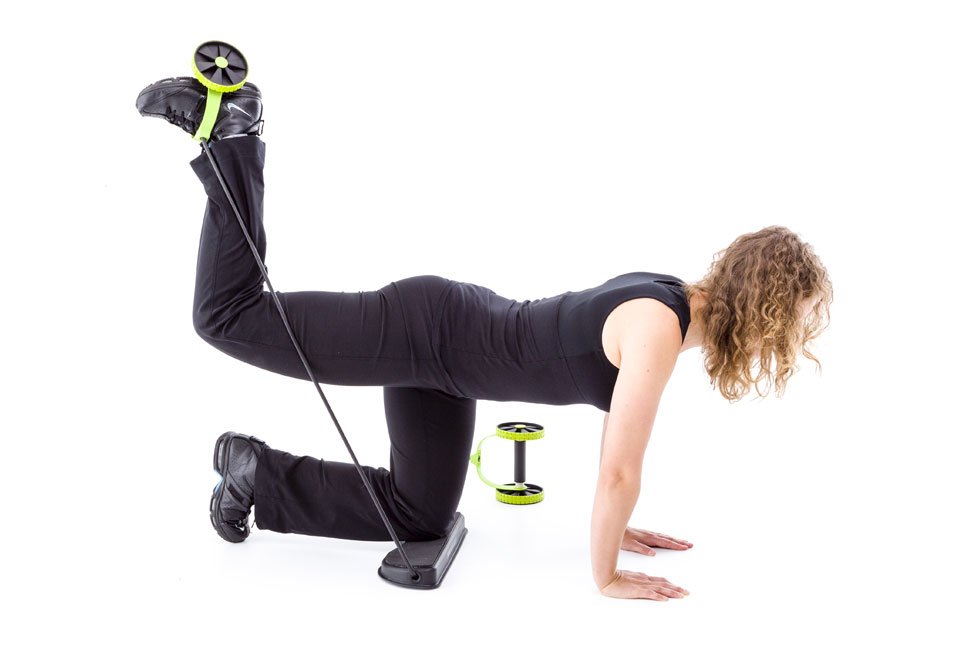 Sport à la maison grâce à cette roue abdominale multifonction