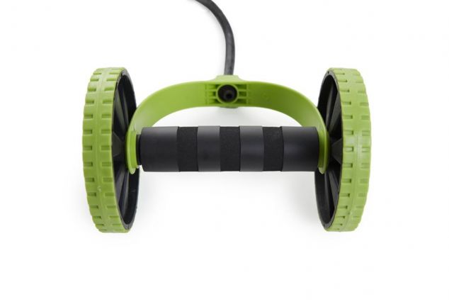 Sport à la maison grâce à cette roue abdominale multifonction