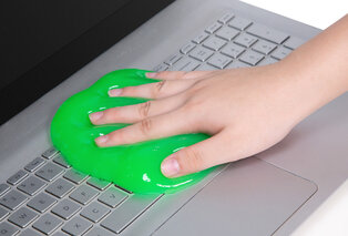 Gel nettoyant pour les recoins difficilement accessibles — 4