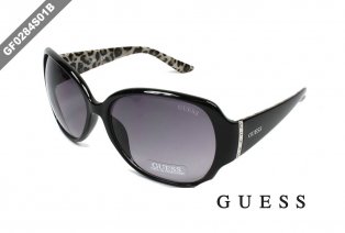 Lunettes de soleil pour homme ou femme de la marque Guess — 7
