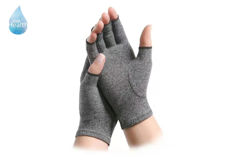 Therapeutic compression gloves