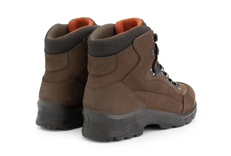 Stevige wandelschoenen met rubberen profielzool