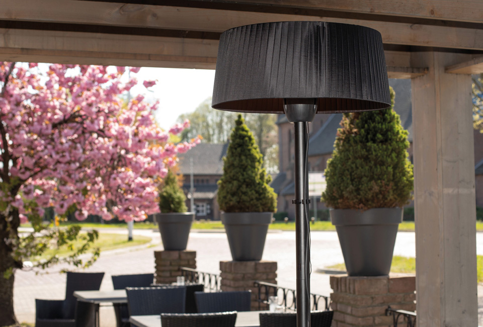 Chauffage de terrasse élégant