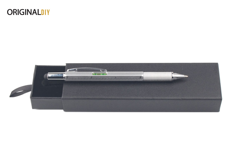 Penna 6 in 1: 1 + 1 GRATIS