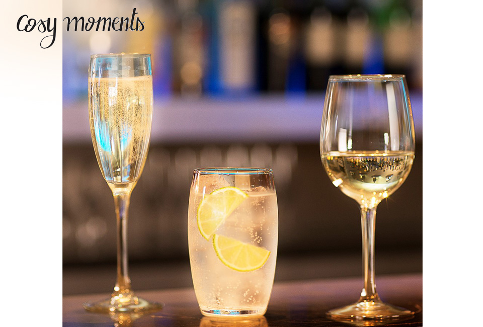 Set van 6 champagne-, wijn- of waterglazen