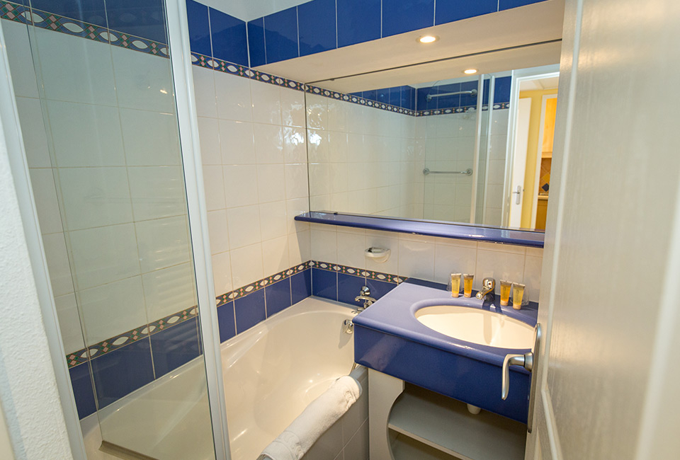 7 nuits en All inclusive dans le Golfe de Saint-Tropez avec piscine extérieure - SOWELL Family Port Grimaud****