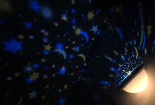 2-in-1 lichtprojector en nachtlamp — 2