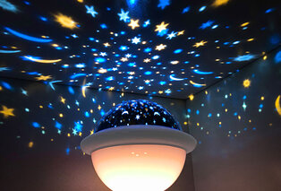 2-in-1 lichtprojector en nachtlamp — 3