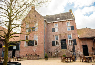 1 of 2 nachten in een carrehoeve in Nederlands Limburg - Hotel Schinvelder Hoeve **** — 8