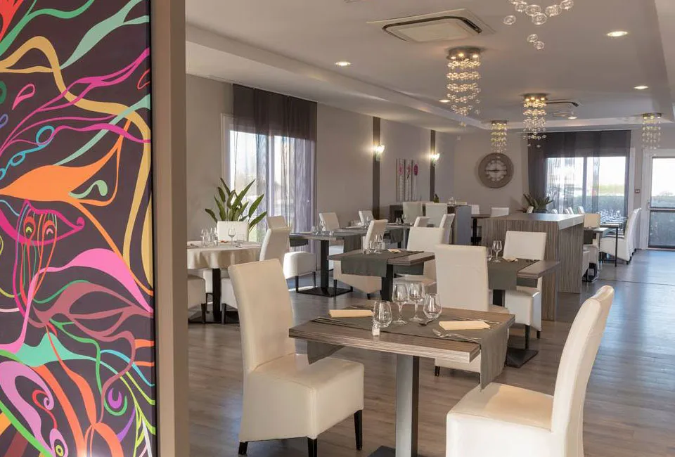 D&eacute;couvrez les ch&acirc;teaux de la Loire - H&ocirc;tel La Terrasse***