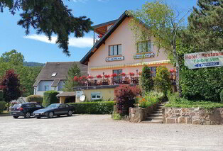 2, 3 ou 4 nuits en demi-pension en Alsace - À l´Arbre Vert — 2