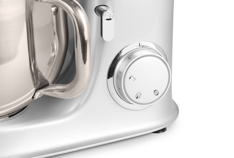 Potente robot da cucina multifunzione