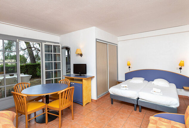 Séjour all inclusive sur la Côte d'Azur (Saint-Raphaël) avec 2 piscines extérieures chauffées - SOWELL RESIDENCES Les Chênes Verts