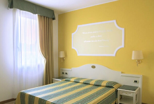 Soggiorno di 2, 3 o 5 notti a Dolo di Venezia con tour delle isole di Murano e Burano - Hotel Ca' Tron
