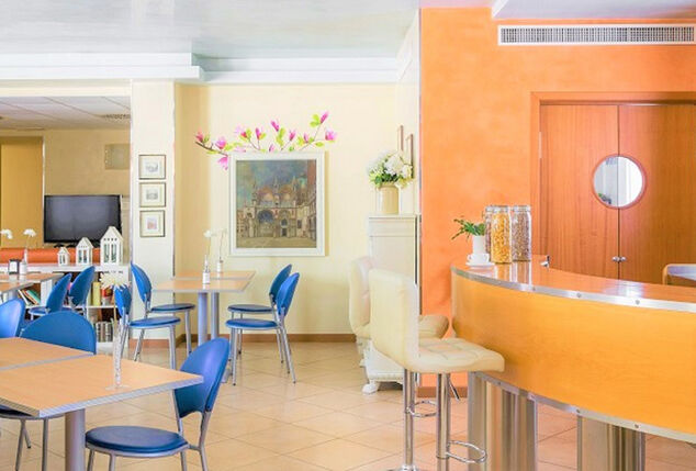 Soggiorno di 2, 3 o 5 notti a Dolo di Venezia con tour delle isole di Murano e Burano - Hotel Ca' Tron