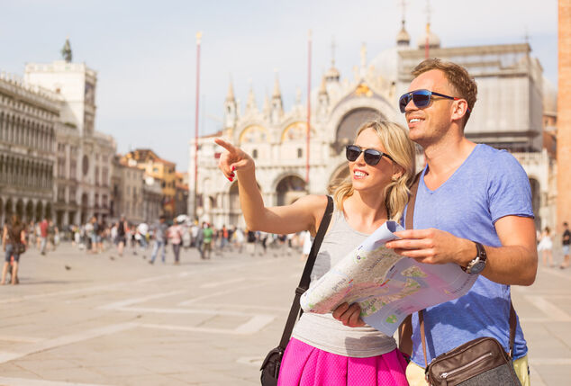 Soggiorno di 2, 3 o 5 notti a Dolo di Venezia con tour delle isole di Murano e Burano - Hotel Ca' Tron