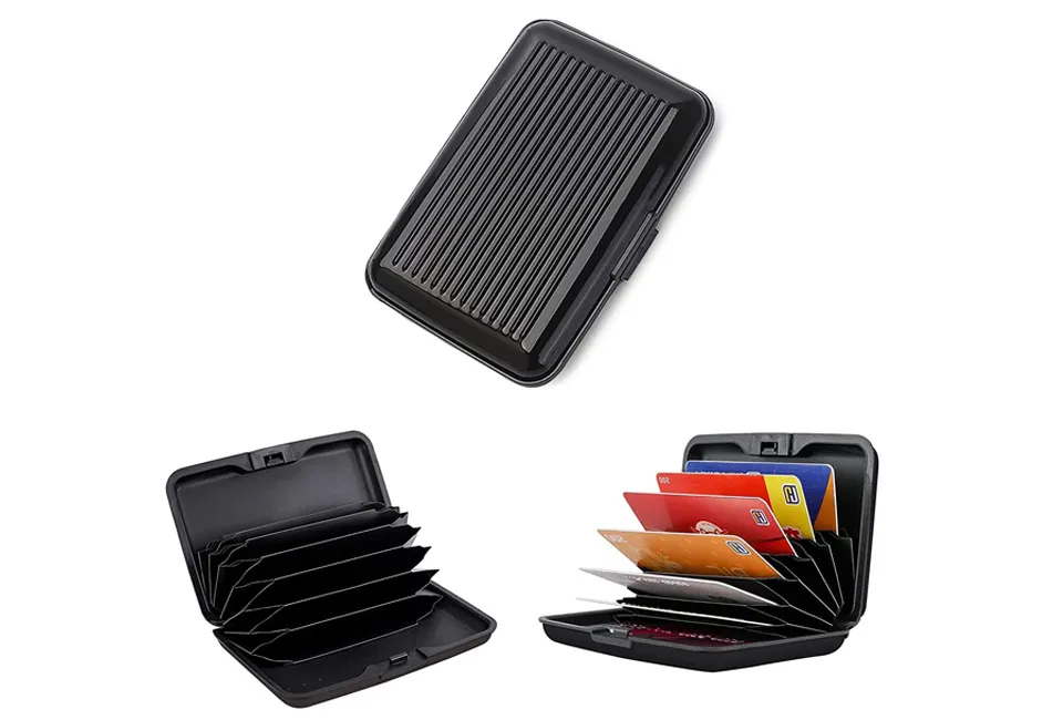 Bank card wallets 