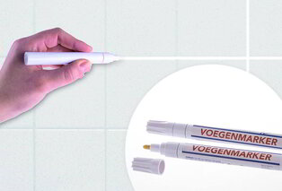 Set of two or four grout pens for white joints