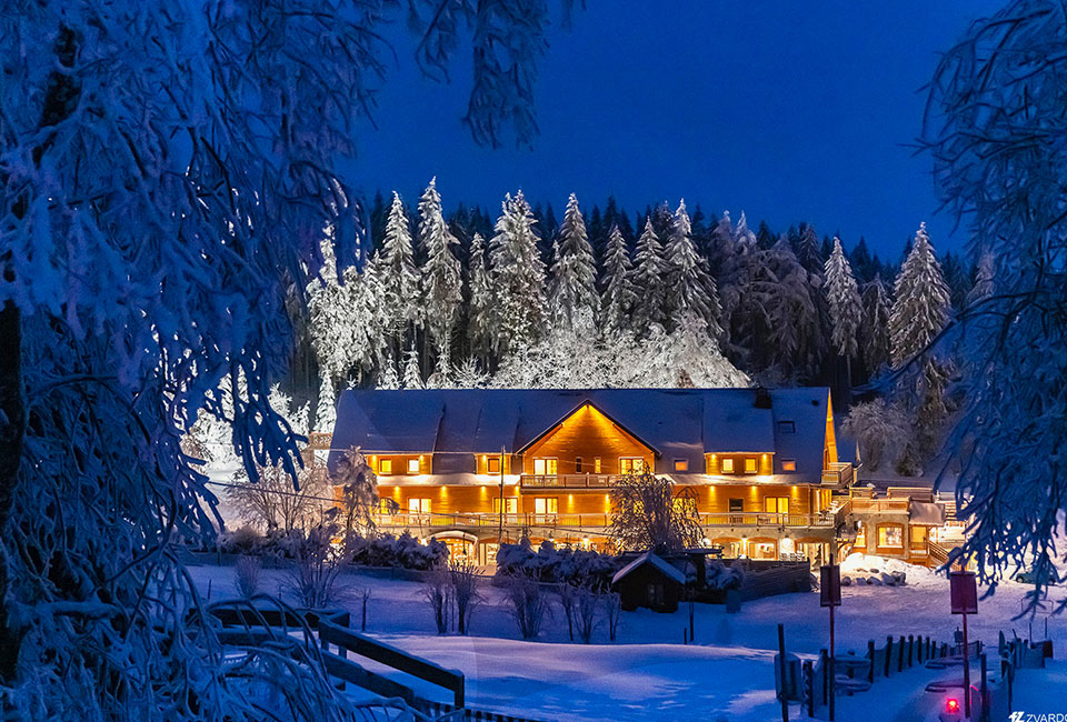 Séjour de 2, 3, ou 5 nuits en demi-pension en Alsace, dans le massif des Vosges  - Hôtel-restaurant Mont Champ du Feu