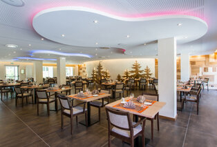 Séjour de 2, 3, ou 5 nuits en demi-pension en Alsace, dans le massif des Vosges  - Hôtel-restaurant Mont Champ du Feu — 3