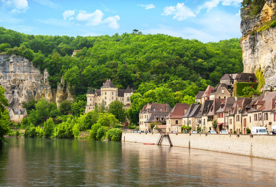 2, 4 of 7 nachten wegdromen in de Dordogne - Hotel Du Centenaire