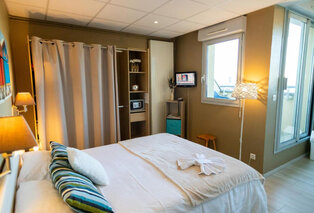 2 of 3 nachten uitwaaien aan de opaalkust met halfpension - Hotel Neptune*** — 4