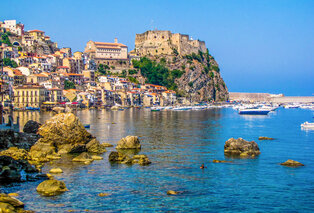 4, 7 o 10 notti nei pressi della spiaggia di Reggio Calabria - Hotel Casa Blanca*** — 13