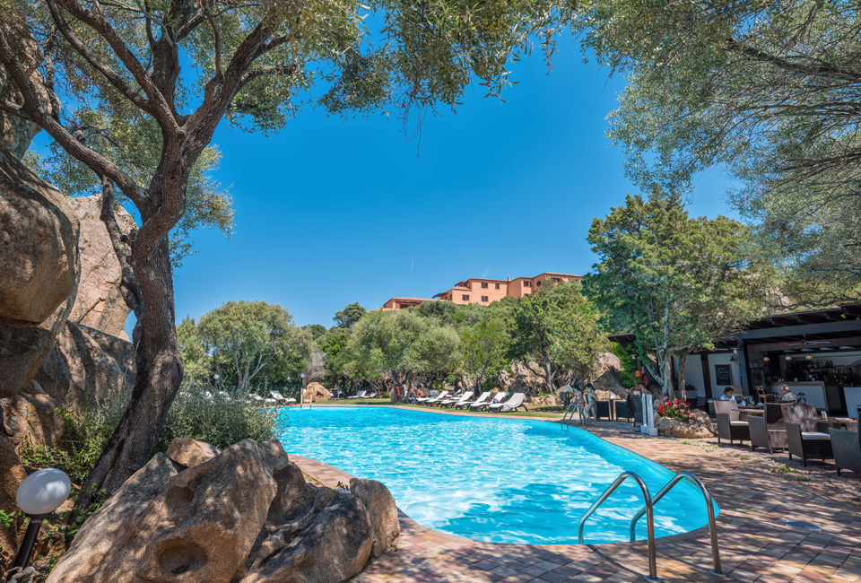 4, 5, 7 of 10 nachten tot rust komen in het prachtige Sardinië - Myo Hotel Rocce Sarde****