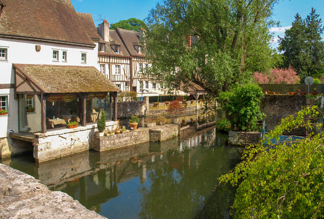 Sejour de 2 ou 3 nuits à Chartres, capitale de la Lumière - Ibis Chartres Ouest Lucé***