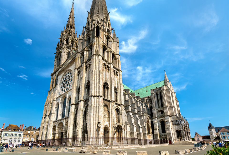Sejour de 2 ou 3 nuits à Chartres, capitale de la Lumière - Ibis Chartres Ouest Lucé***