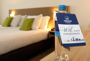 2 of 3 nachten met dagelijks ontbijt in het bruisende Terneuzen - Churchill Hotel — 7