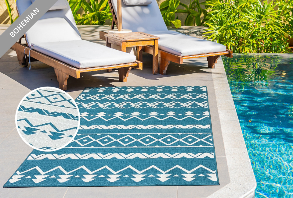 Tapis avec un design réversible pour l'intérieur et l'extérieur