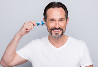 Cure-oreille précis et sûr avec boîte de rangement — 4