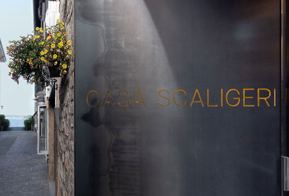 2, 3, 5, 7 o 10 notti a Sirmione, sul Lago di Garda, presso l&#039;Hotel Casa Scaligeri