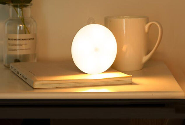 Set di 4 faretti a LED senza fili con sensore di movimento