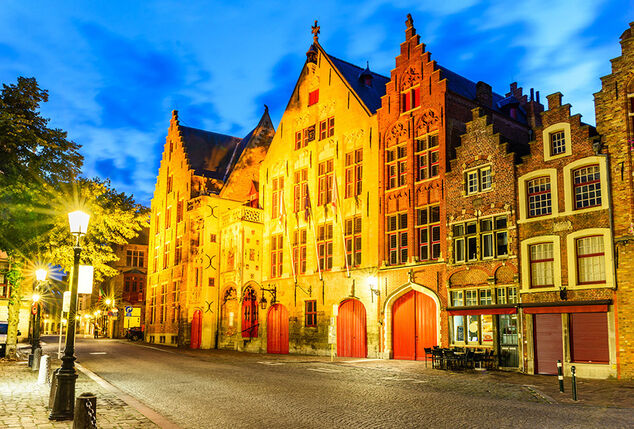 Séjour 4 étoiles de 2 nuits dans la magnifique ville de Bruges - Hôtel Velotel