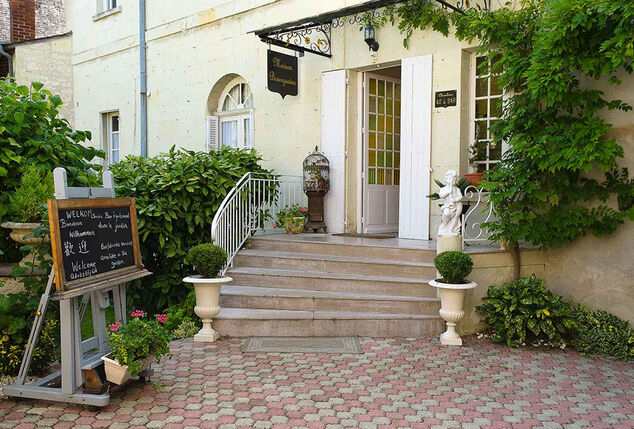 Séjour avec dîner (2, 3, 4, 5 ou 6 n.)  près des châteaux de la Loire - Hôtel Le Plantagenêt