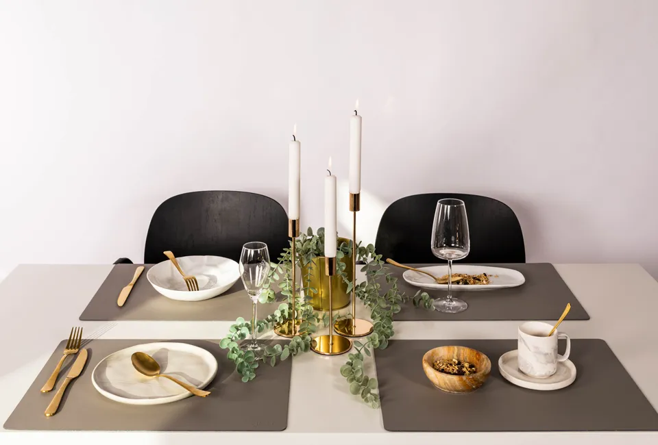 Set van 4 placemats + gratis onderzetters