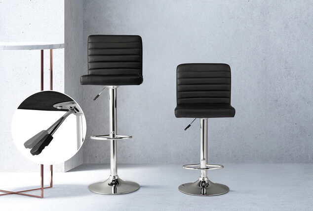 Set of 2 stylish bar chairs