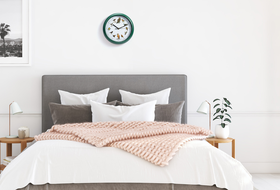 Clock with bird sounds
