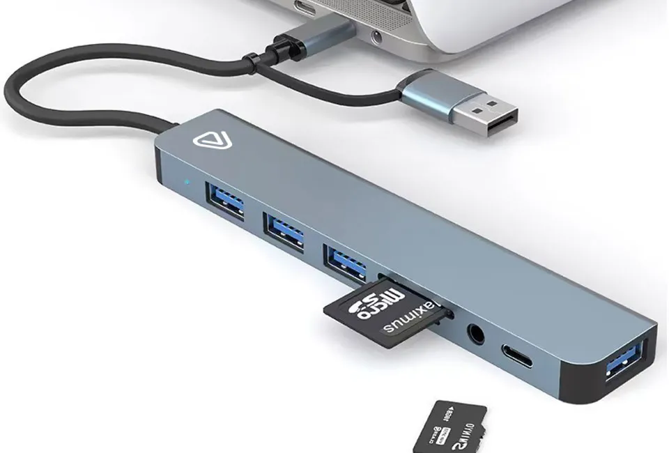 8-in-1 USB adapter