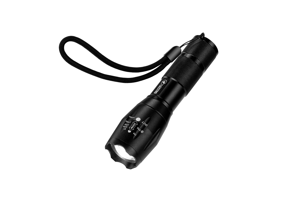 Lampe de poche militaire premium et standard : 1 + 1 gratuit
