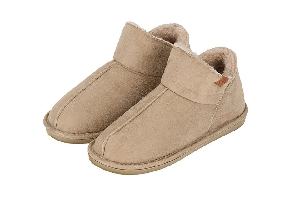Pantoufles hautes