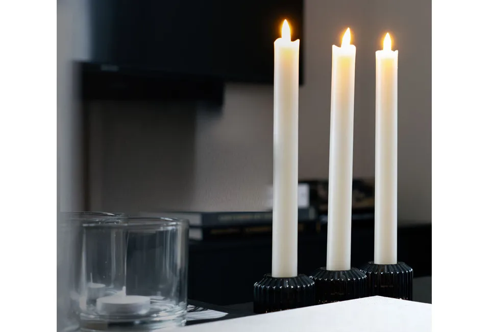 Lot de 6 bougies LED avec t&eacute;l&eacute;commande