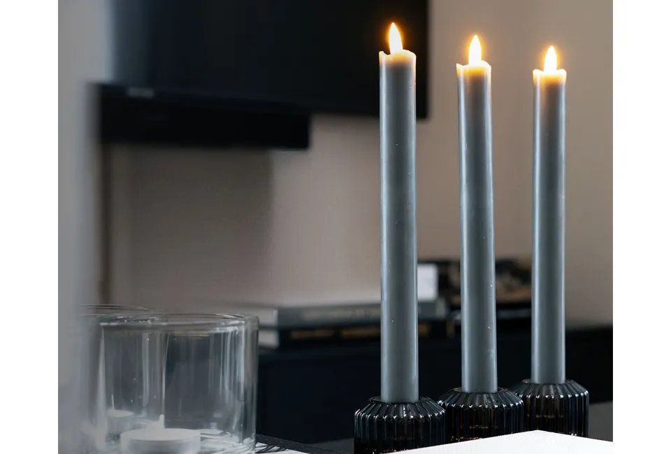 Lot de 6 bougies LED avec t&eacute;l&eacute;commande