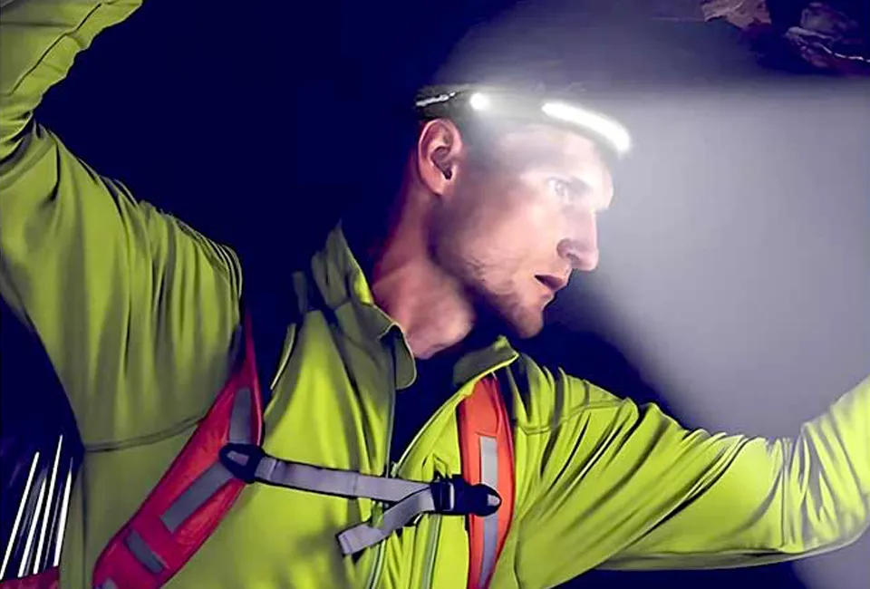 Rechargeable bright 2-in-1 headlamp with motion sensor